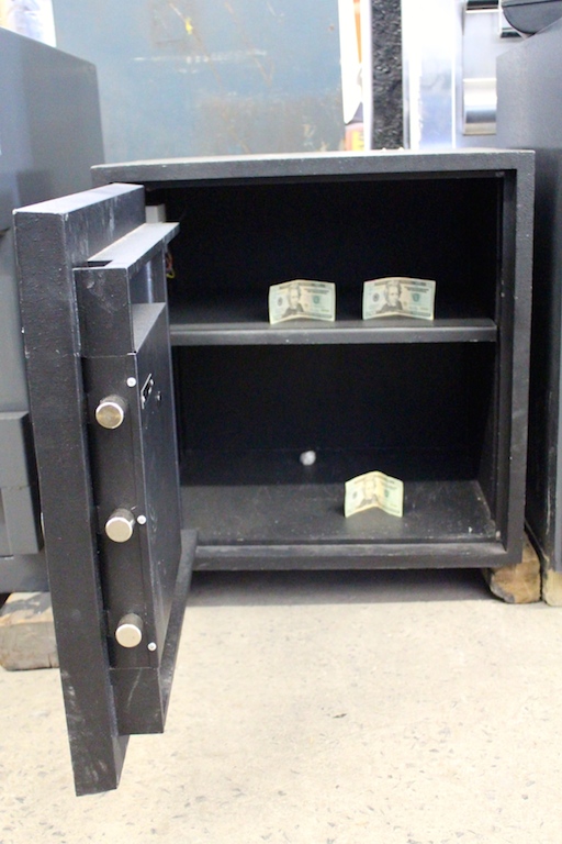 Used Hamilton 2424 TL30 High Security Steel Plate Safe lackasafe